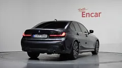 2022 BMW 3-Series 320e M Sports, серый — фото 2