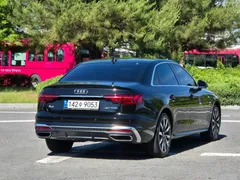 2023 Audi A4 40 TFSI Premium — фото 4