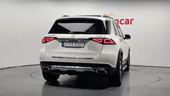 2022 Mercedes-Benz GLE-Class GLE300d 4MATIC — фото 4