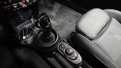 2022 Mini Cooper 5-Door Classic Plus — фото 9