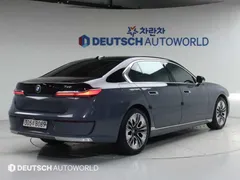2023 BMW 7-Series 740i sDrive Design Pure Excellence — фото 2