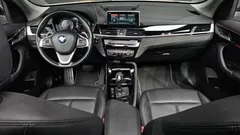 2022 BMW X1 xDrive 20i xLine, белый — фото 7
