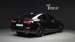 2022 BMW 2-Series 220i M Sports — фото 2