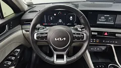 2024 Kia K5 Signature, чёрный — фото 13