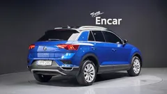 2022 Volkswagen T-Roc 2.0 TDI Premium, синий — фото 2