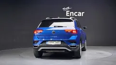 2022 Volkswagen T-Roc 2.0 TDI Premium, синий — фото 4