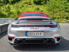 2023 Porsche 911 Turbo S Cabriolet — фото 4