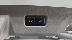 2023 Kia Carnival Diesel 7-Seater Hi-Limousine — фото 17