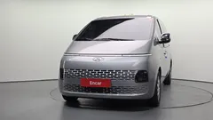 2023 Hyundai Staria L3.5 Cargo 5-Seater — фото 3