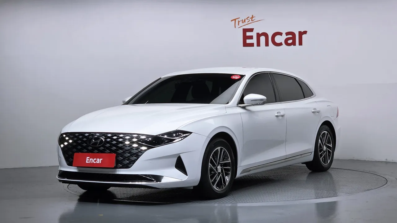 2022 Hyundai Grandeur 3.0 LPi Rent Car