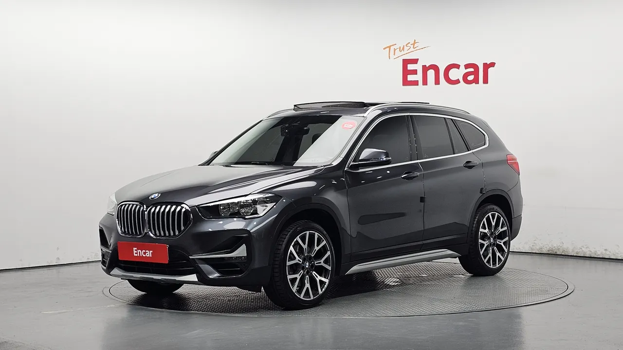 2022 BMW X1 xDrive 20i xLine
