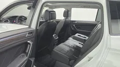 2022 Volkswagen Tiguan 2.0 TSI Prestige — фото 12