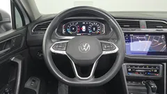 2022 Volkswagen Tiguan 2.0 TSI Prestige — фото 13