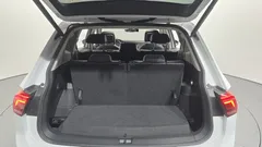 2022 Volkswagen Tiguan 2.0 TSI Prestige — фото 19