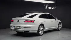 2022 Volkswagen Arteon 2.0 TDI Prestige — фото 2