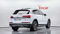 2022 Audi Q5 45 TFSI Quattro — фото 2