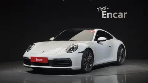 2022 Porsche 911 Carrera 4