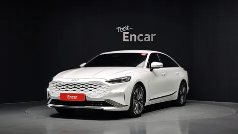 2023 Kia K8 Signature