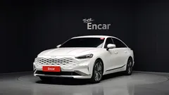 2023 Kia K8 Signature — фото 1