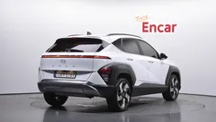 2023 Hyundai Kona Gasoline 1.6 Turbo 2WD, белый — фото 2