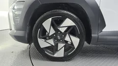 2023 Hyundai Kona Gasoline 1.6 Turbo 2WD, белый — фото 5