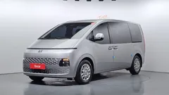 2023 Hyundai Staria Tourer 11-Seater, серебристый — фото 1