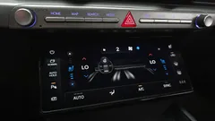 2023 Hyundai Grandeur 3.5 LPG 2WD (Taxi) — фото 18