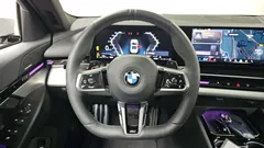 2024 BMW 5-Series 520i M Sport, белый — фото 12