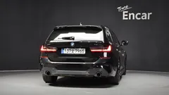 2022 BMW 3-Series 320i Touring M Sports — фото 4