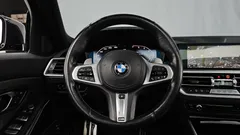 2022 BMW 3-Series 320i Touring M Sports — фото 13