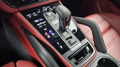 2023 Porsche Cayenne 3.0 COUPE PLATINUM EDITION — фото 9