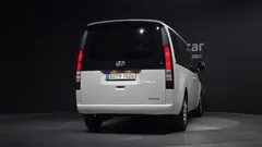 2023 Hyundai Staria Cargo 3-Seater — фото 4