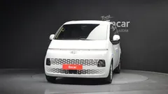 2023 Hyundai Staria Cargo 3-Seater — фото 3
