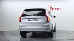 2023 Volvo XC90 T8 Ultimate Bright Hybrid — фото 4