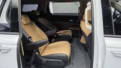 2023 Kia Carnival Diesel 9-Seater Signature — фото 12