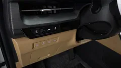 2023 Kia Carnival Diesel 9-Seater Signature — фото 14
