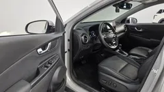 2023 Hyundai Kona Inspiration, серо-серебристый — фото 10