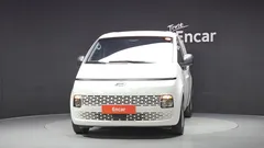 2023 Hyundai Staria Cargo 3-Seater — фото 3