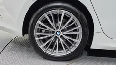 2022 BMW 3-Series 320d Luxury — фото 5