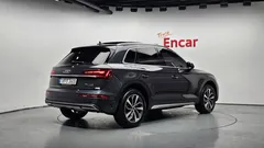 2023 Audi Q5 45 TFSI Quattro, серый — фото 2