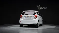 2022 ChevroletGMDaewoo Spark Premier — фото 4