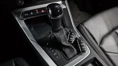 2023 Audi Q3 35 TDI Quattro Premium, белый — фото 9