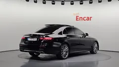 2022 Mercedes-Benz E-Class E350 4MATIC AMG Line — фото 2