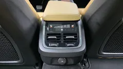 2021 Volvo V60 B5 Pro AWD, белый — фото 18