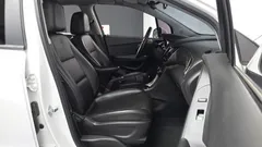 2021 ChevroletGMDaewoo Trax 1.4 LT, белый — фото 15