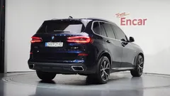 2022 BMW X5 xDrive 40i M Sport — фото 2