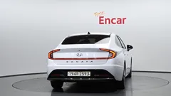 2022 Hyundai Sonata 2.0 — фото 4