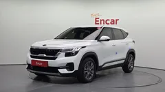 2022 Kia Seltos Gasoline 1.6 Turbo 2WD, белый — фото 1