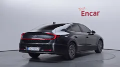 2022 Hyundai Sonata Inspiration — фото 2