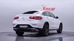 2023 Mercedes-Benz GLC-Class GCL300 4MATIC Coupe — фото 2